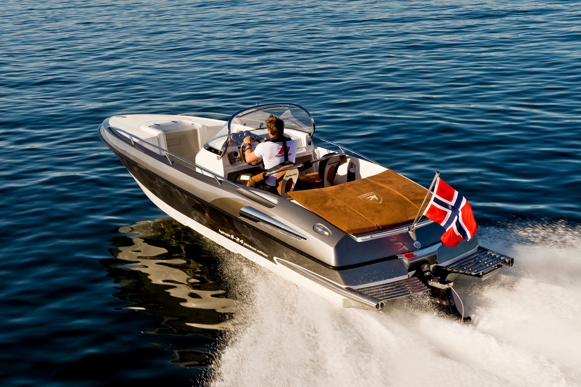 Hydrolift S-24 from Hydrolift Signature Series